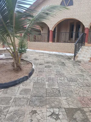 5bdrm House in Sarpeiman, Amasaman for rent