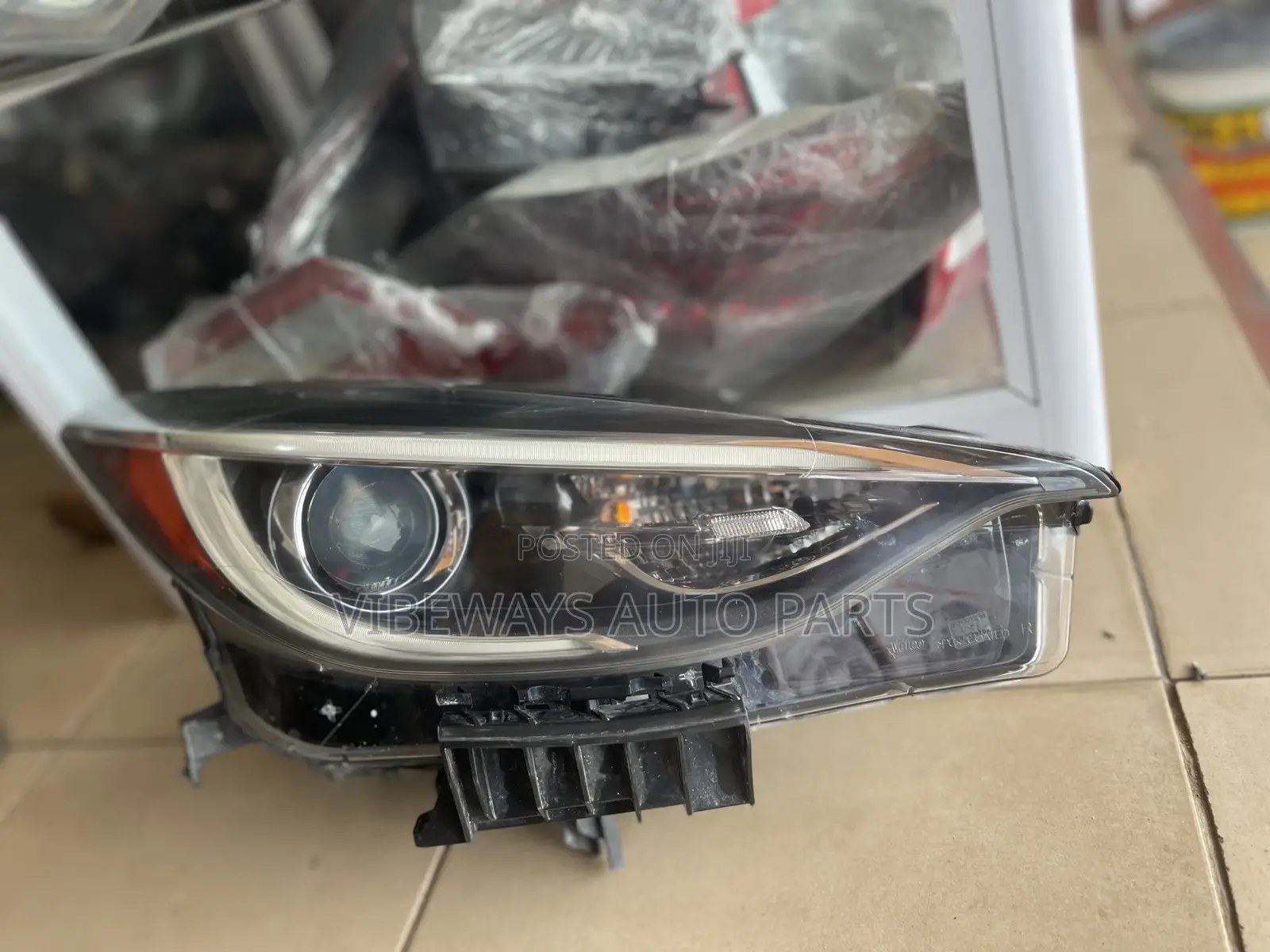 Infiniti Qx30,Q30 Headlight Original Home Used Charger