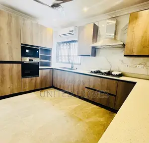 5bdrm House in Airport Residential Area for rent