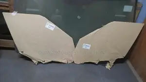 Land Rover Discovery 5 (Lr5) 2017 Front Door Glass Available