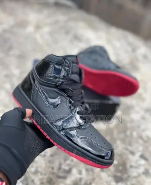 Air Jordan Retro 1 High Og Gina
