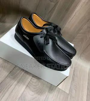 Clarks Wallabies Leather Shoes