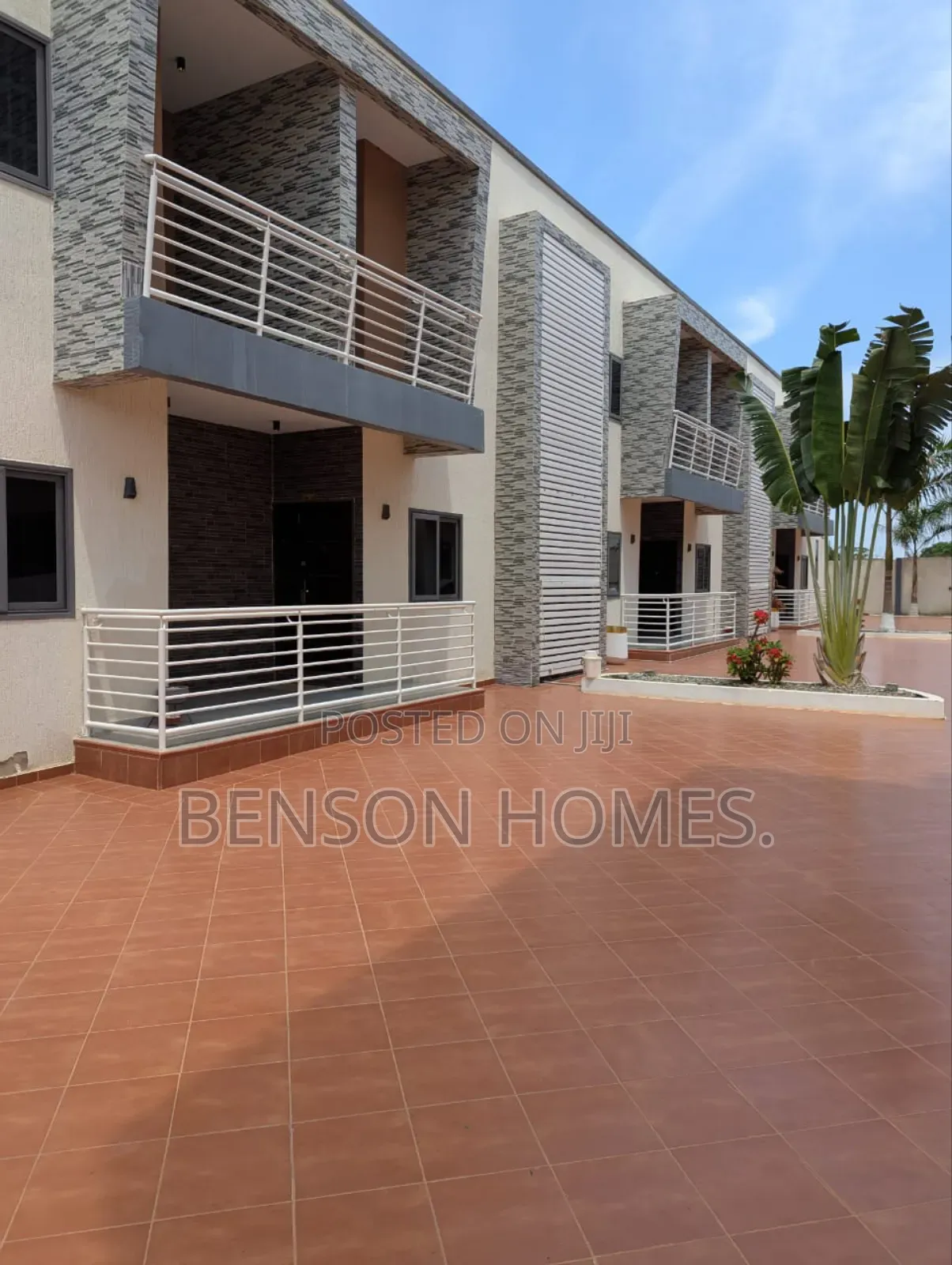 Furnished 2bdrm Apartment in West Hills Mall Area for rent