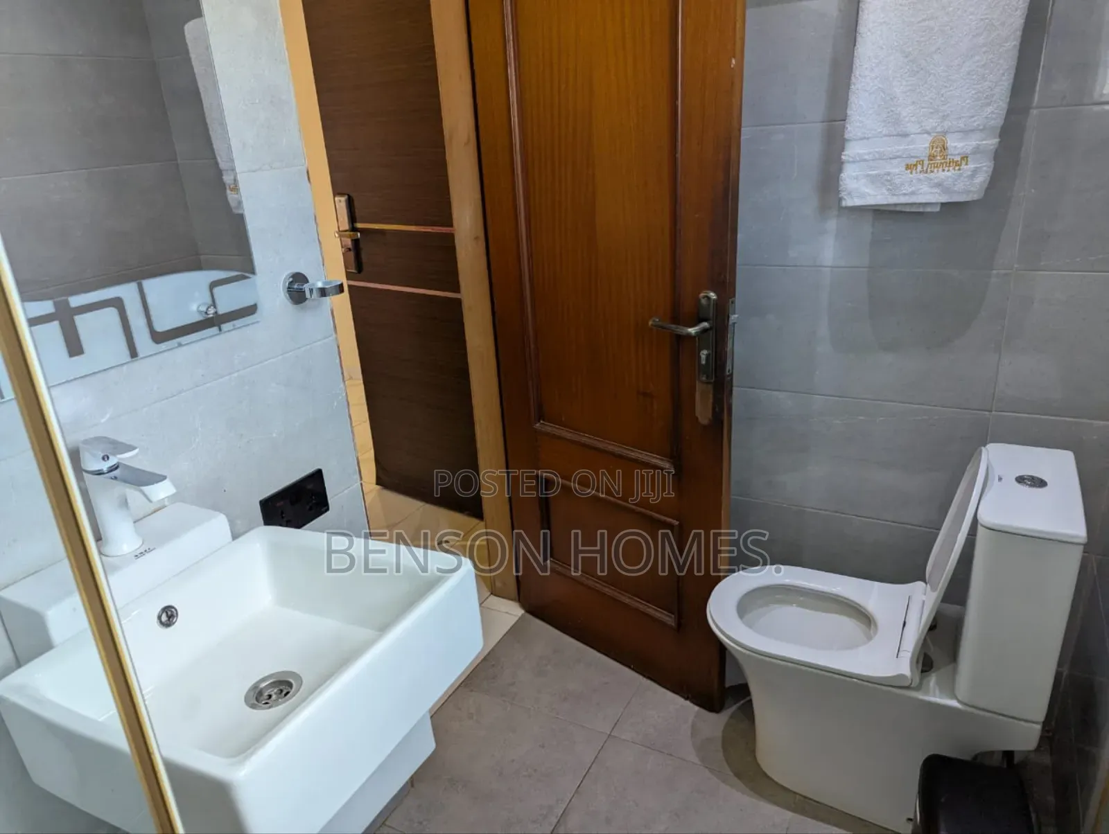Furnished 2bdrm Apartment in West Hills Mall Area for rent
