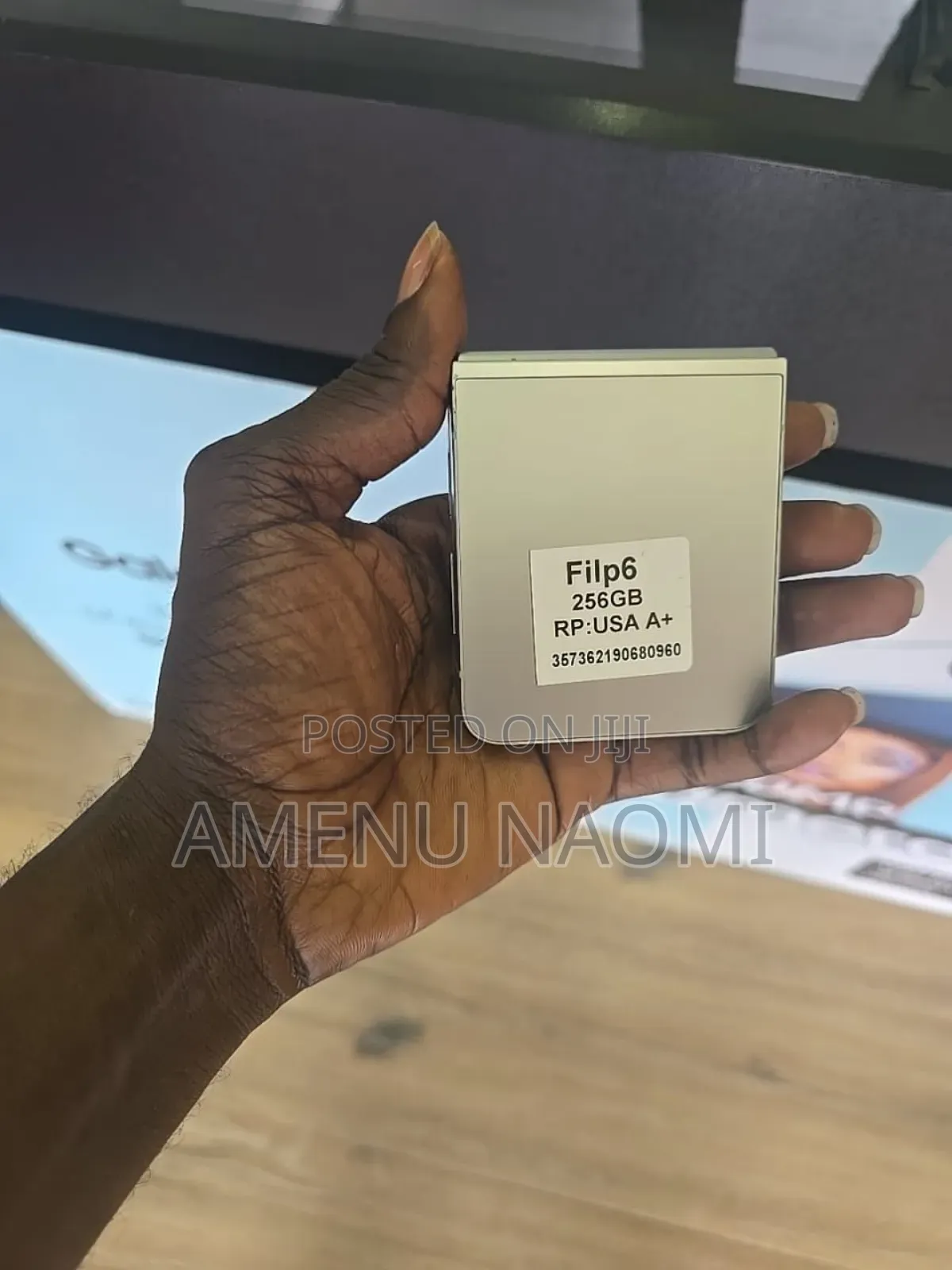 Samsung Galaxy Z Flip6 256 GB Silver