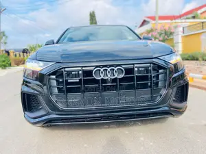 Audi Q8 3.0T Premium AWD quattro 2019 Black