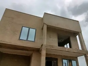4bdrm Duplex in Kwabenya for sale