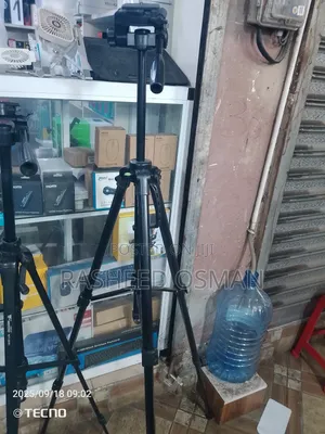 Tripod Stand