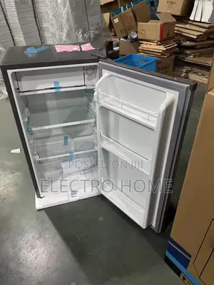 Delron Premium Table Top Refrigerator 73 Litres