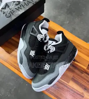 Air Jordan Retro 4 Fear Pack