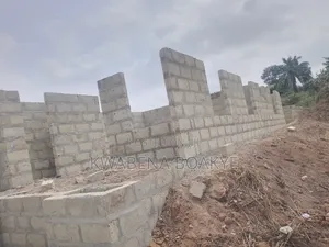 Four Bedrooms House In Kwabre For Sale