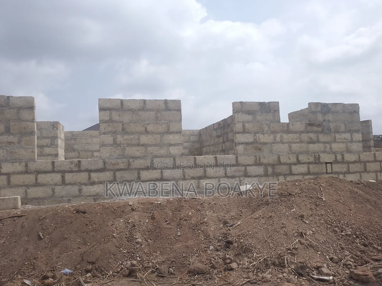Four Bedrooms House In Kwabre For Sale