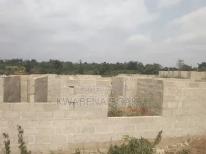 Four Bedrooms House In Kwabre For Sale