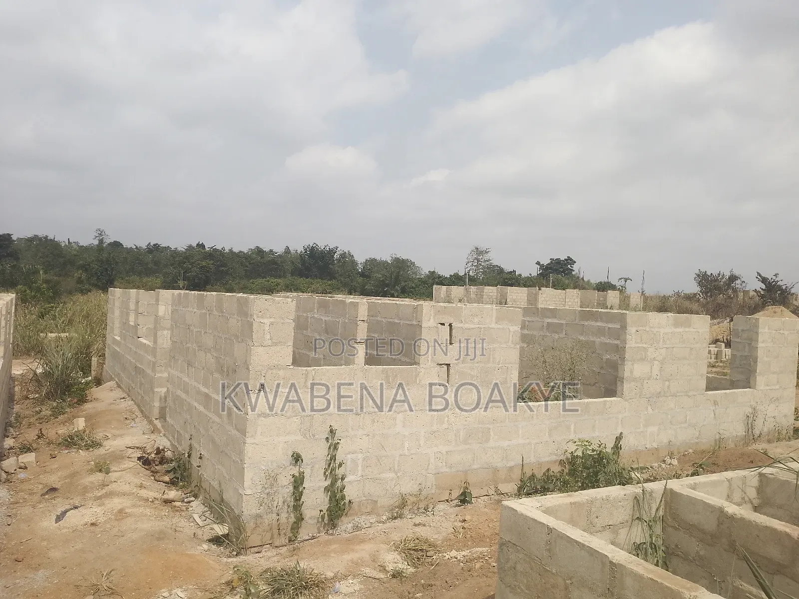 Four Bedrooms House In Kwabre For Sale