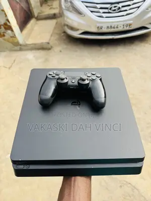 Uk Used Ps4 Slim Jailbreak With 8 Games for Sale.