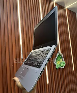 Laptop HP EliteBook 820 G4 8GB Intel Core I5 SSD 256GB