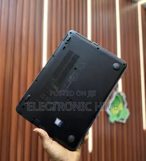 Laptop HP EliteBook 820 G4 8GB Intel Core I5 SSD 256GB