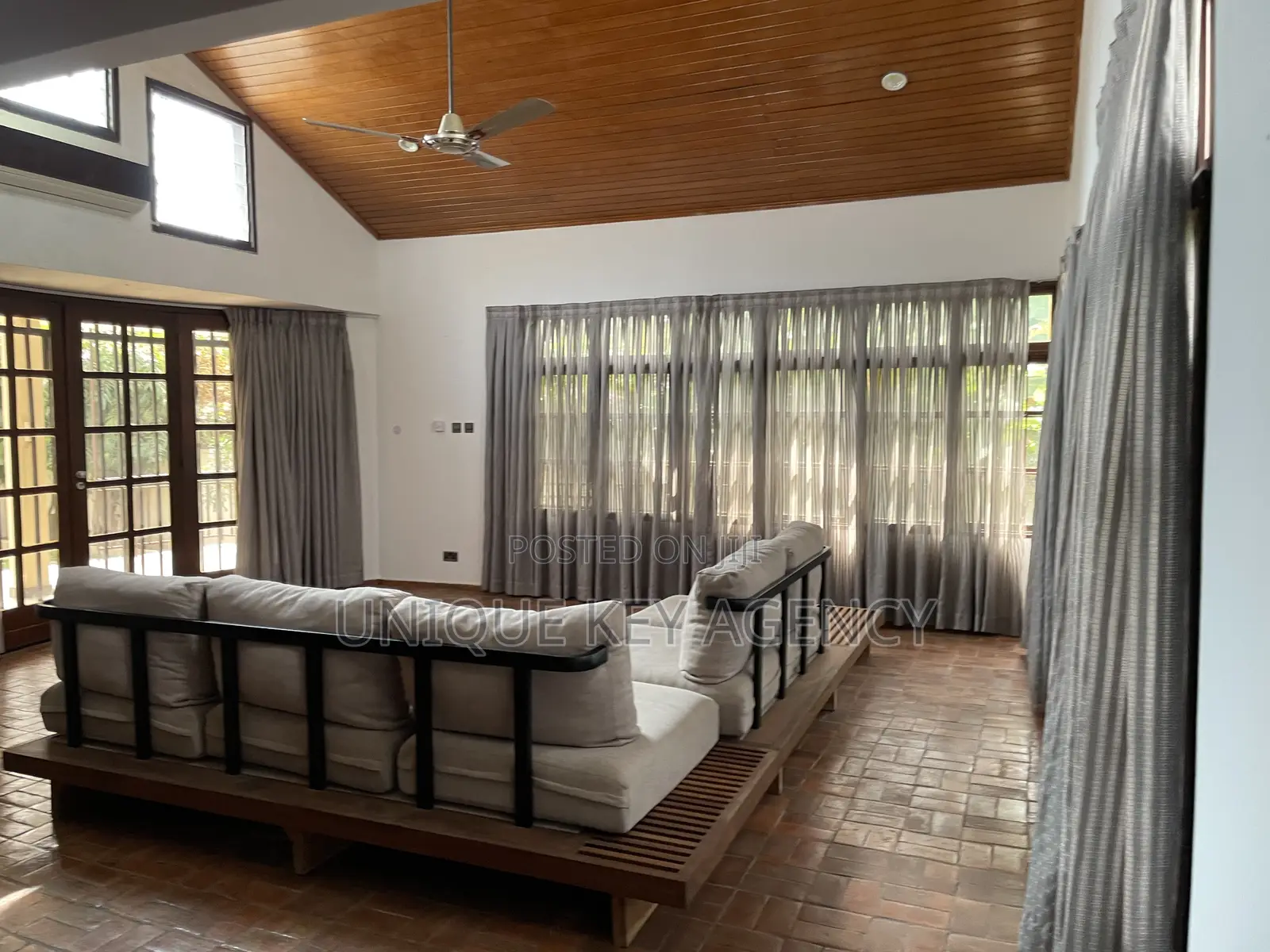 4bdrm House in Unique Key Agency, Tesano for rent