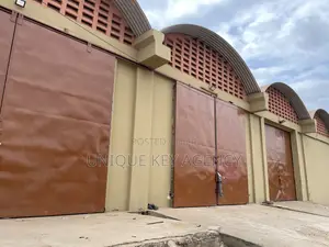 250 Square Warehouse in Spintex to Let