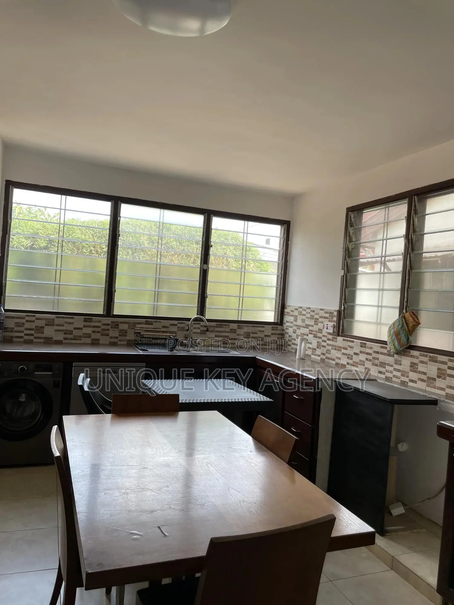 4bdrm House in Unique Key Agency, Tesano for rent