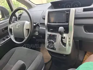 8 Seater Toyota Voxy For Rental