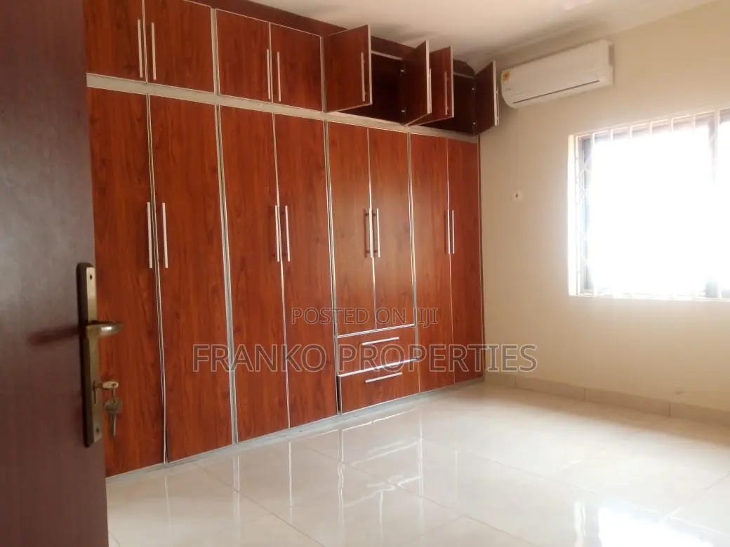 3bdrm House in Franko Properties, American House for rent