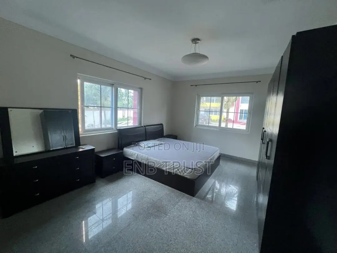 Furnished 3bdrm Apartment in Airport Residential for sale