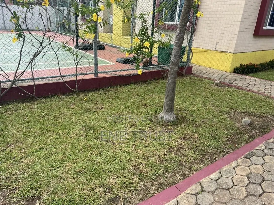 Furnished 3bdrm Apartment in Airport Residential for sale