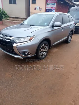Mitsubishi Outlander 2.0 PHEV AWD 2018 Gray