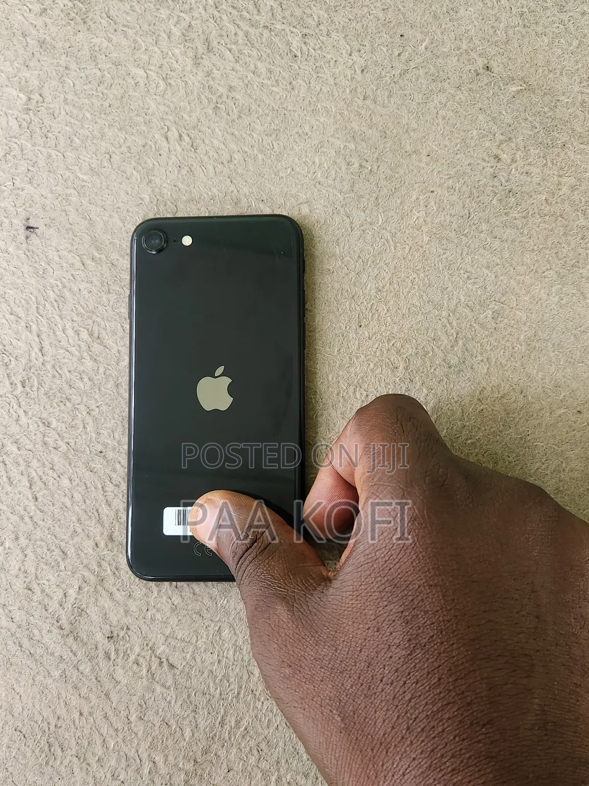 Apple iPhone SE (2020) 64 GB Black