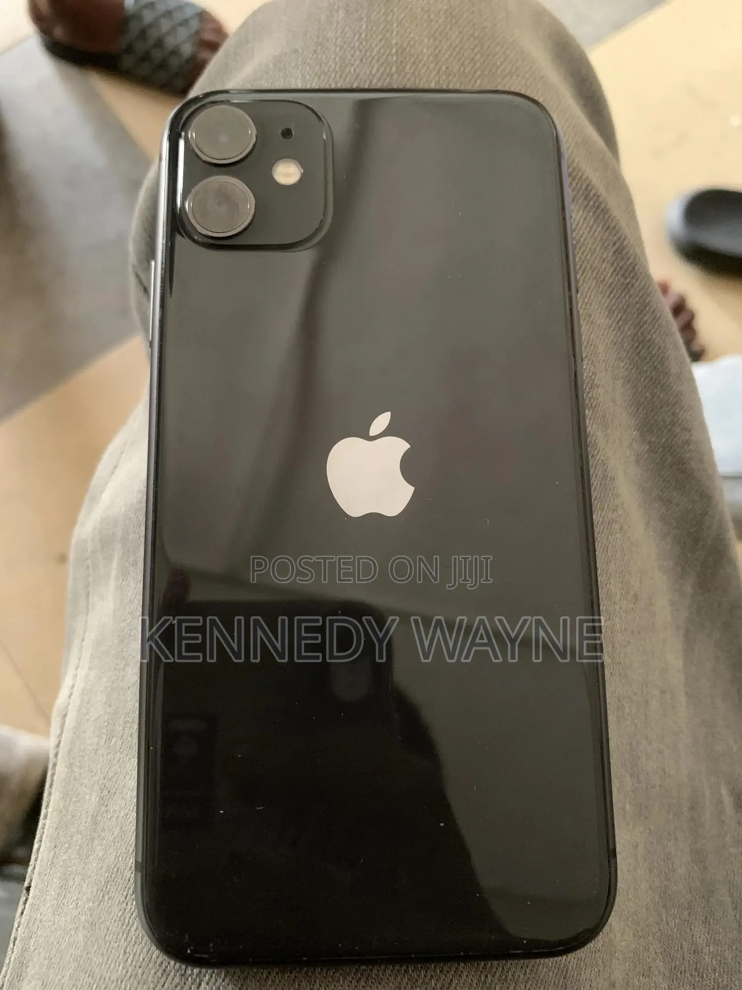 Apple iPhone 11 64 GB Black