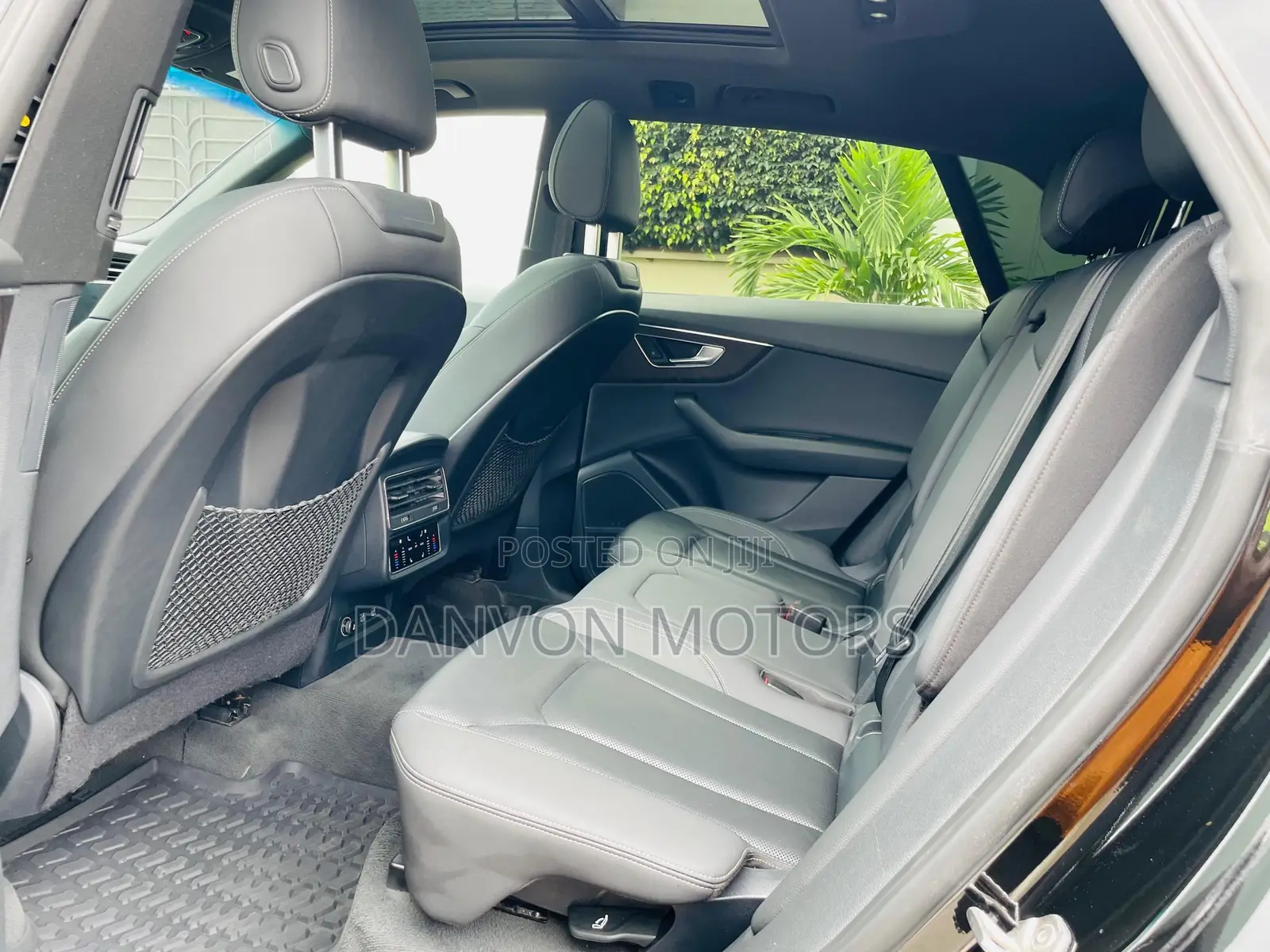 Audi Q8 3.0T Premium AWD quattro 2019 Black
