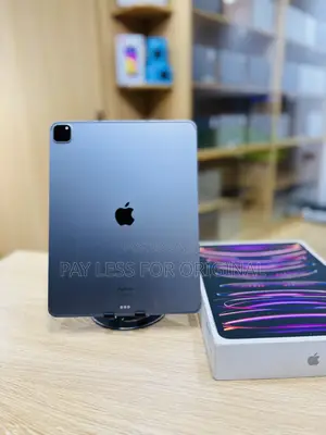 Apple iPad Pro 12.9 (2022) 128 GB Gray