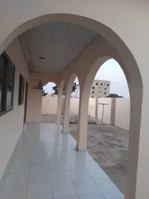 3bdrm House in Lashibi for rent