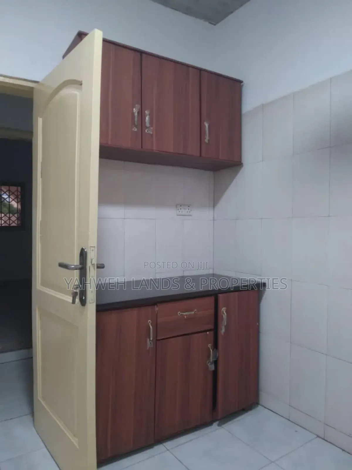3bdrm House in Lashibi for rent