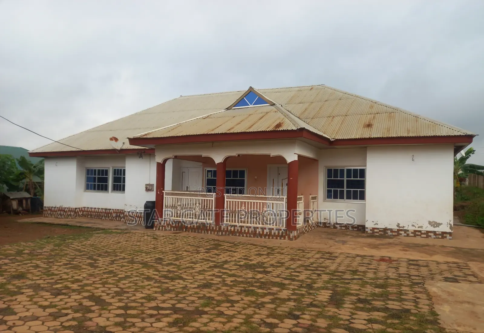 5bdrm House in Kodie Apagya,, Kumasi Metropolitan for sale