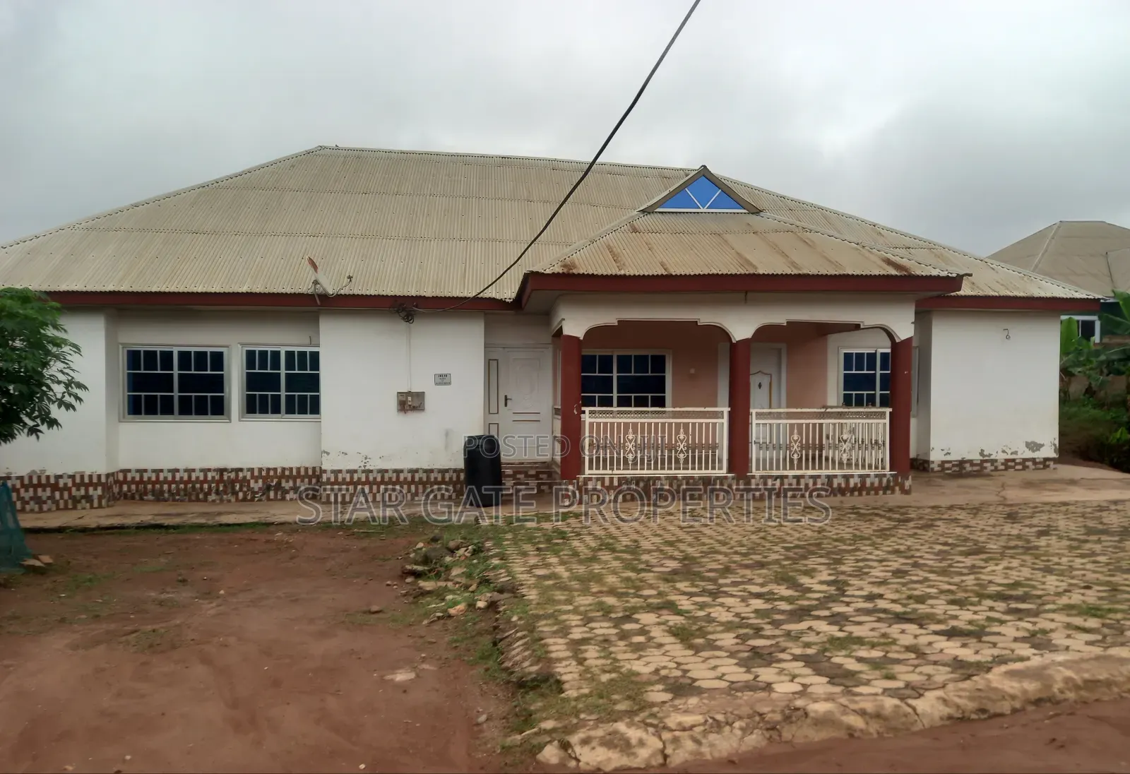 5bdrm House in Kodie Apagya,, Kumasi Metropolitan for sale