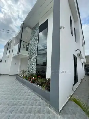 4bdrm Duplex in East Legon Hills, Accra Metropolitan for sale