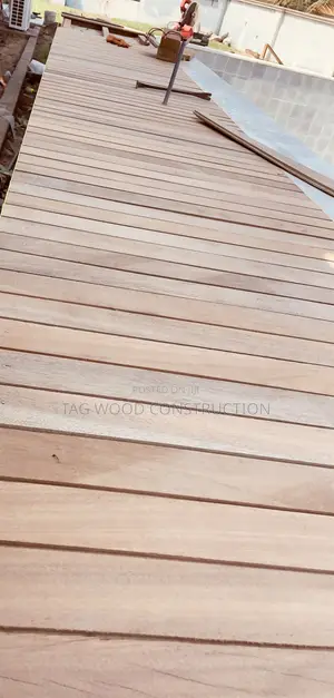 High Quality Wooden Floor for Swimming Pool
