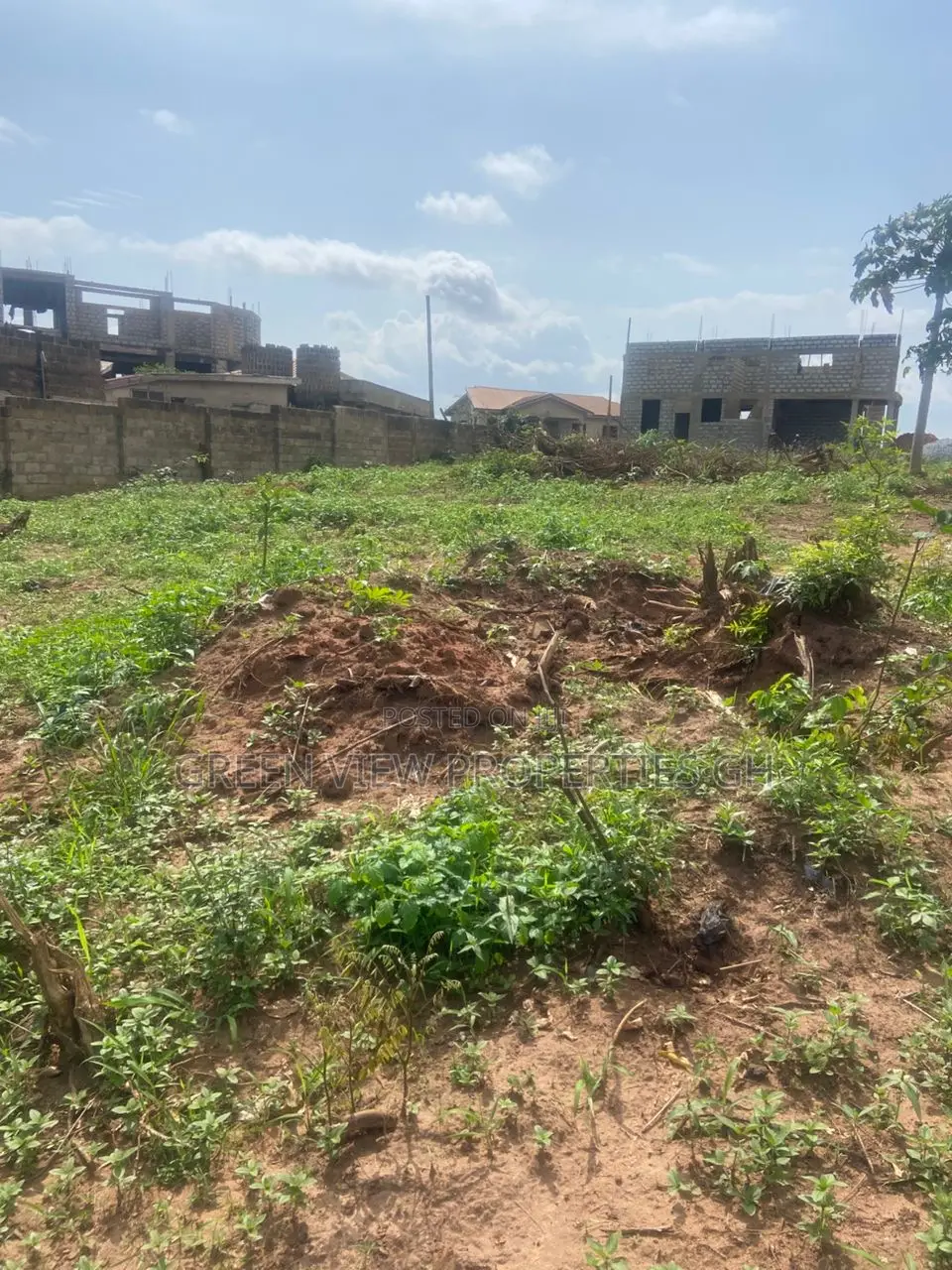 Registered Land With Tittle Is for Sale a Gated Community Acp Estate.