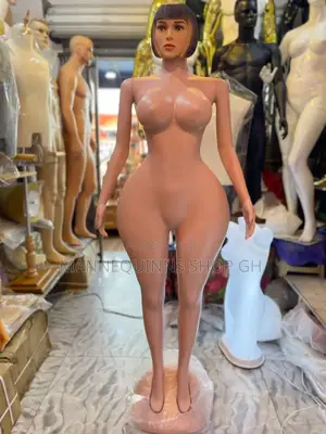 Bbl Mannequin Available