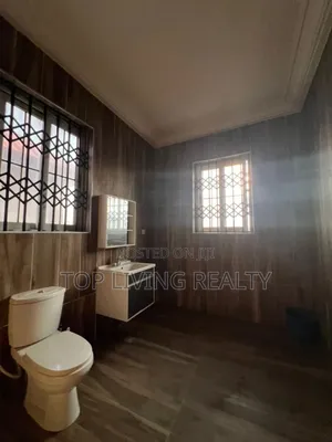 4bdrm House in Lakeside for rent