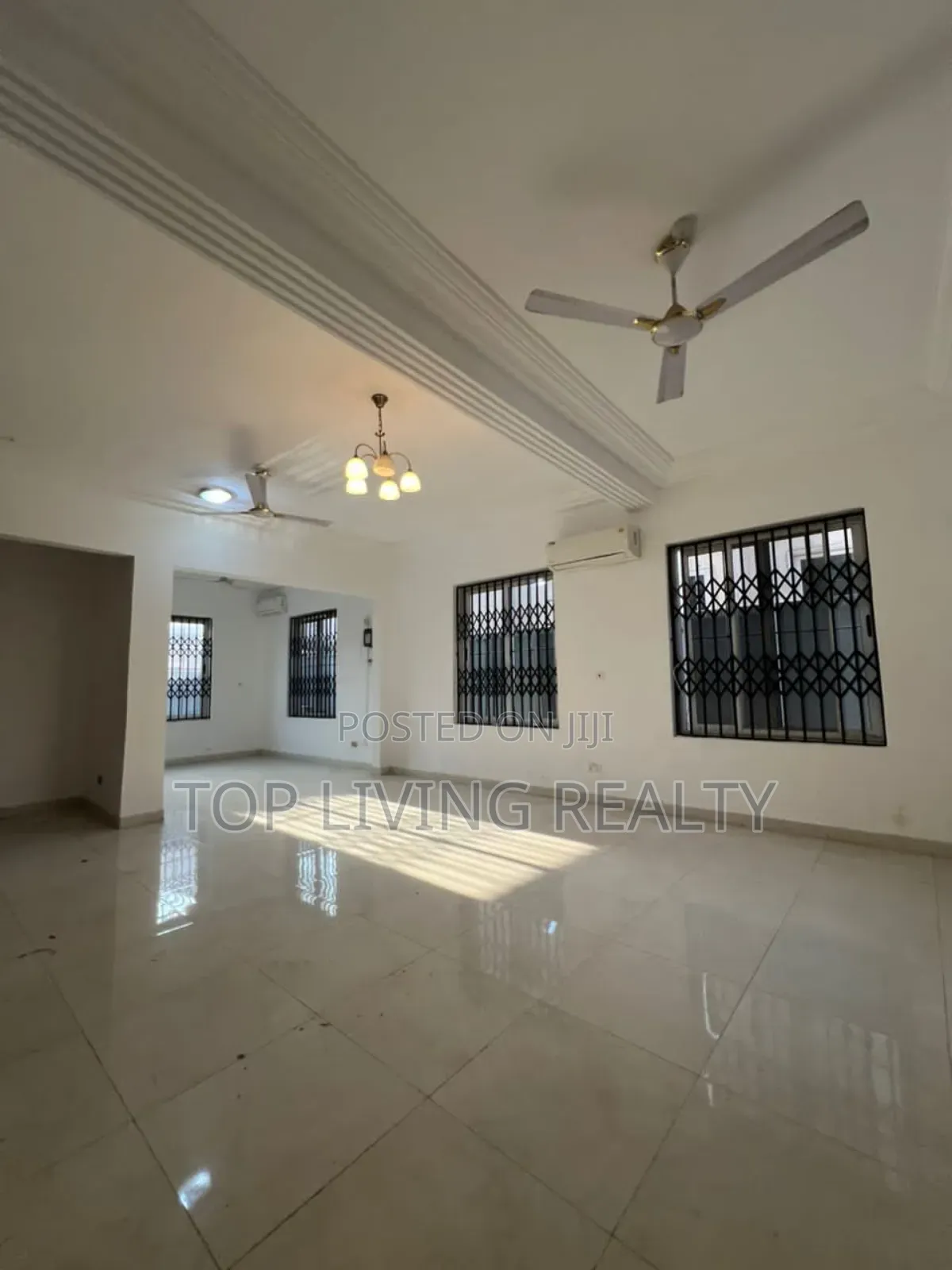 4bdrm House in Lakeside for rent
