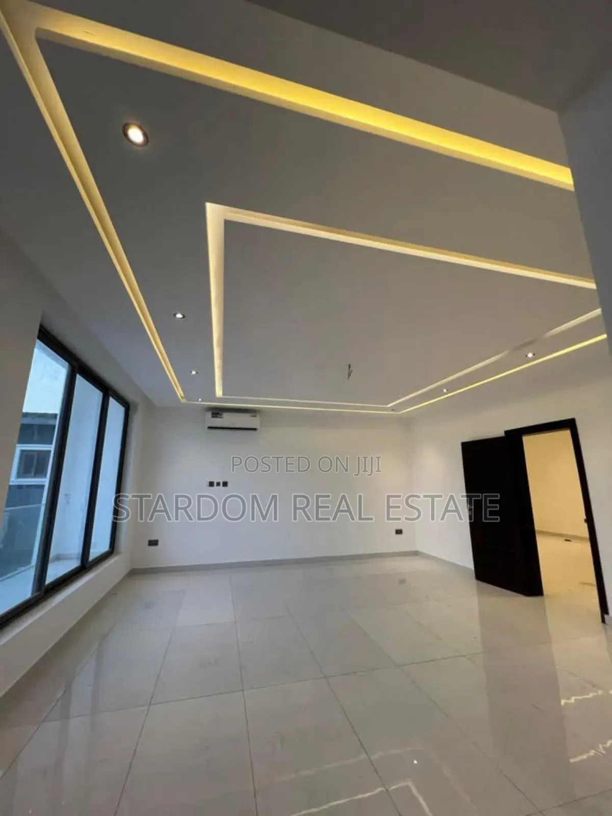 5bdrm Duplex in Ashaley Botwe for sale