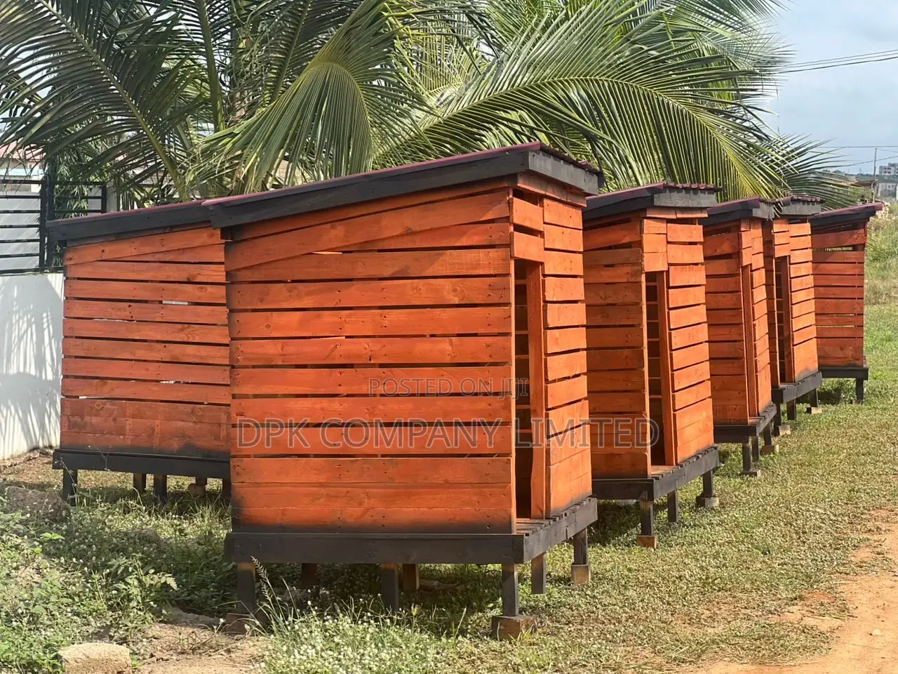 Dog House for Large Breed Dogs ( at Kasoa )