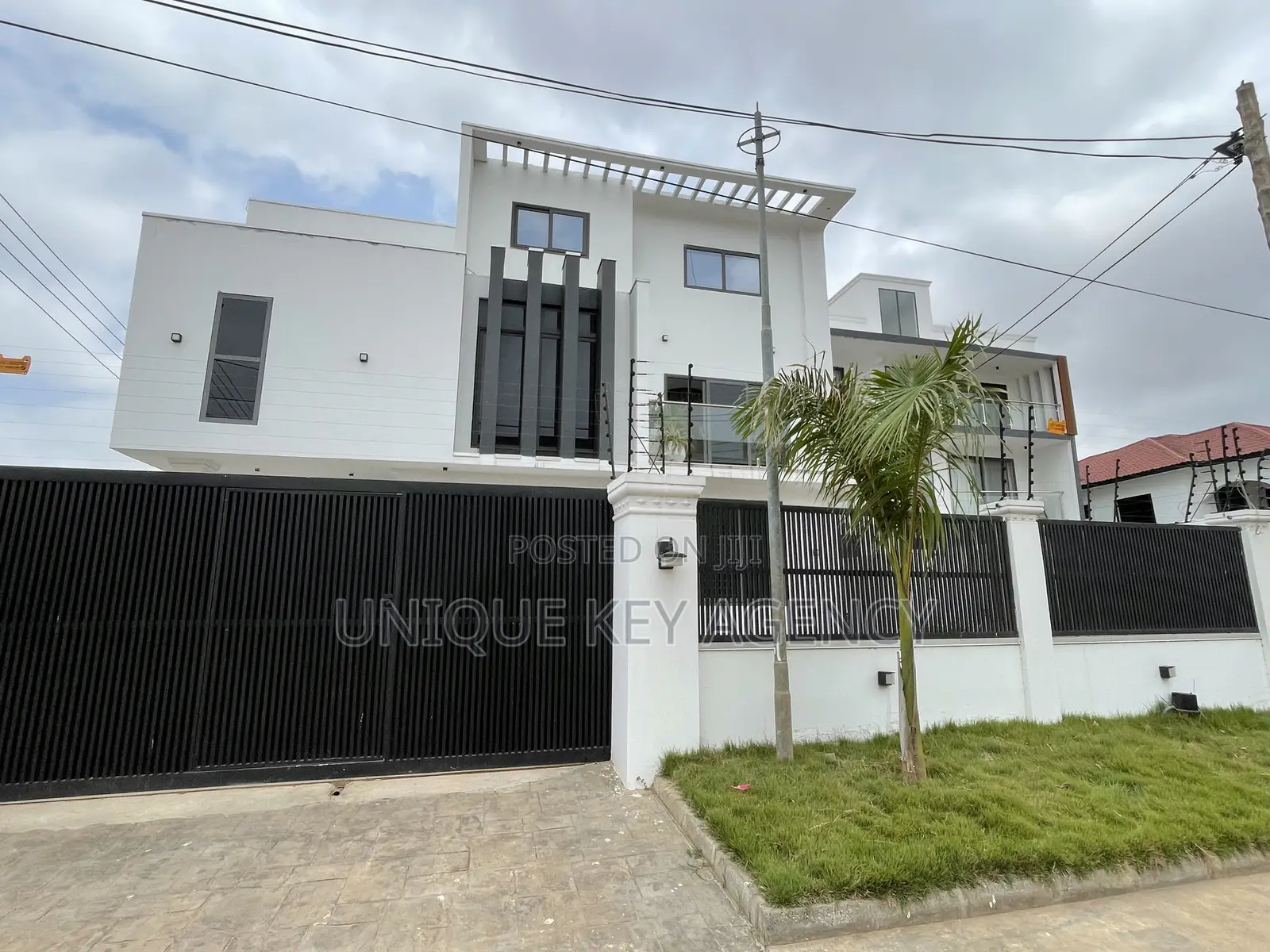 4bdrm House in Unique Key Agency, East Legon for rent