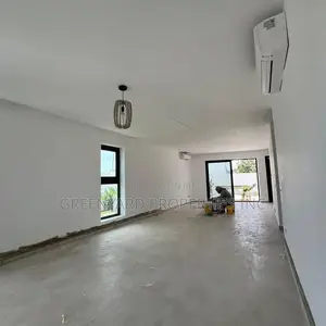 4bdrm House in East, Airport Residential Area for rent