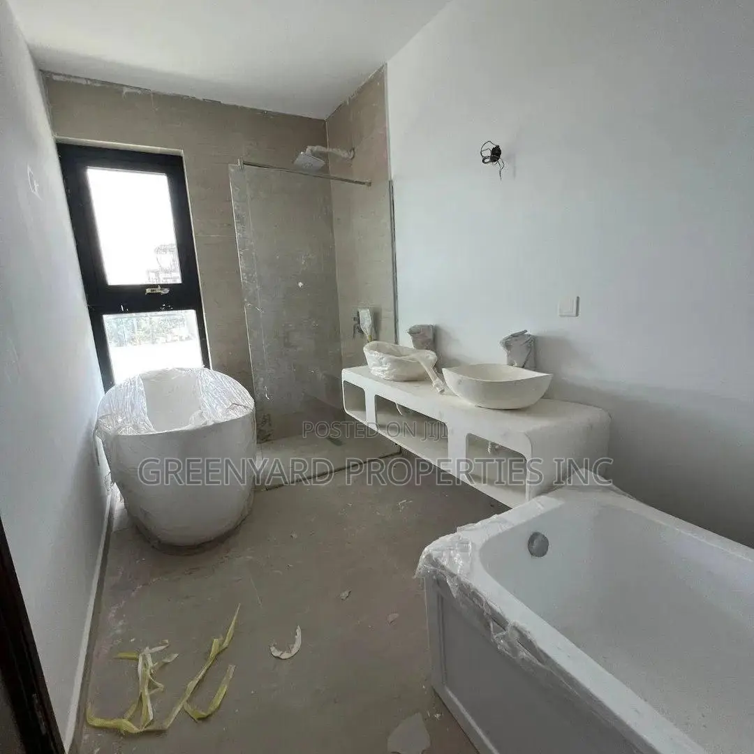 4bdrm House in East, Airport Residential Area for rent