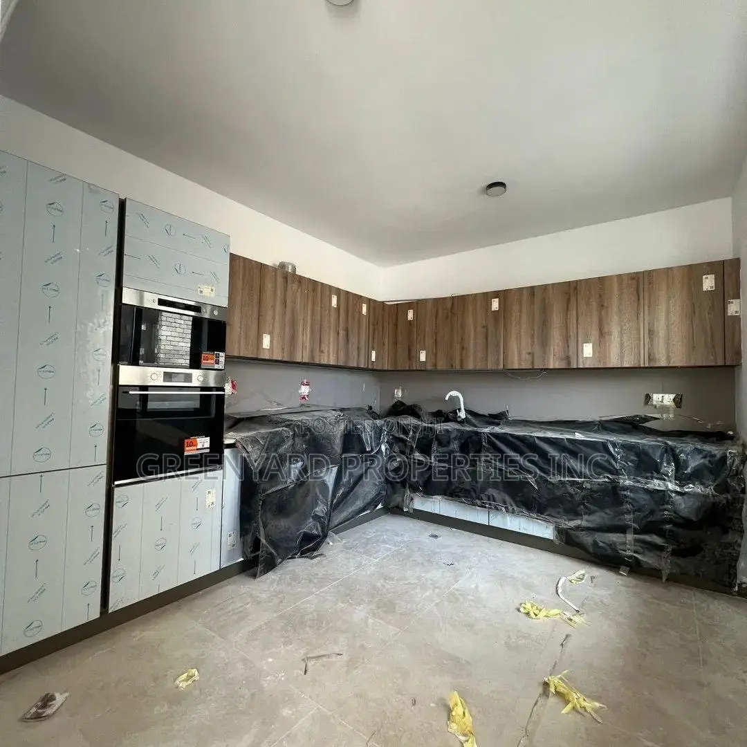 4bdrm House in East, Airport Residential Area for rent
