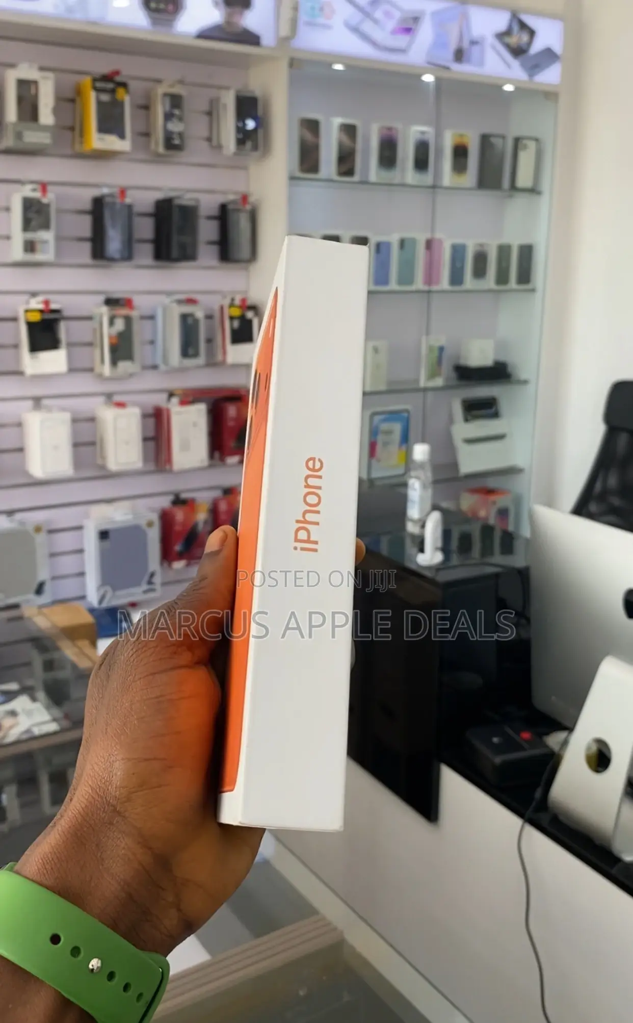 New Apple iPhone 17 Pro Max 256 GB Orange